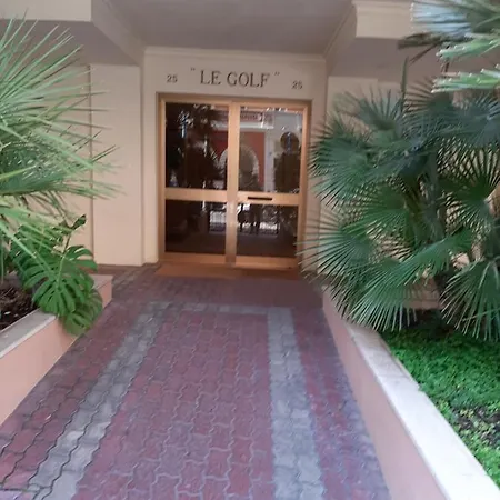 Le Golf Апартаменты Ментона